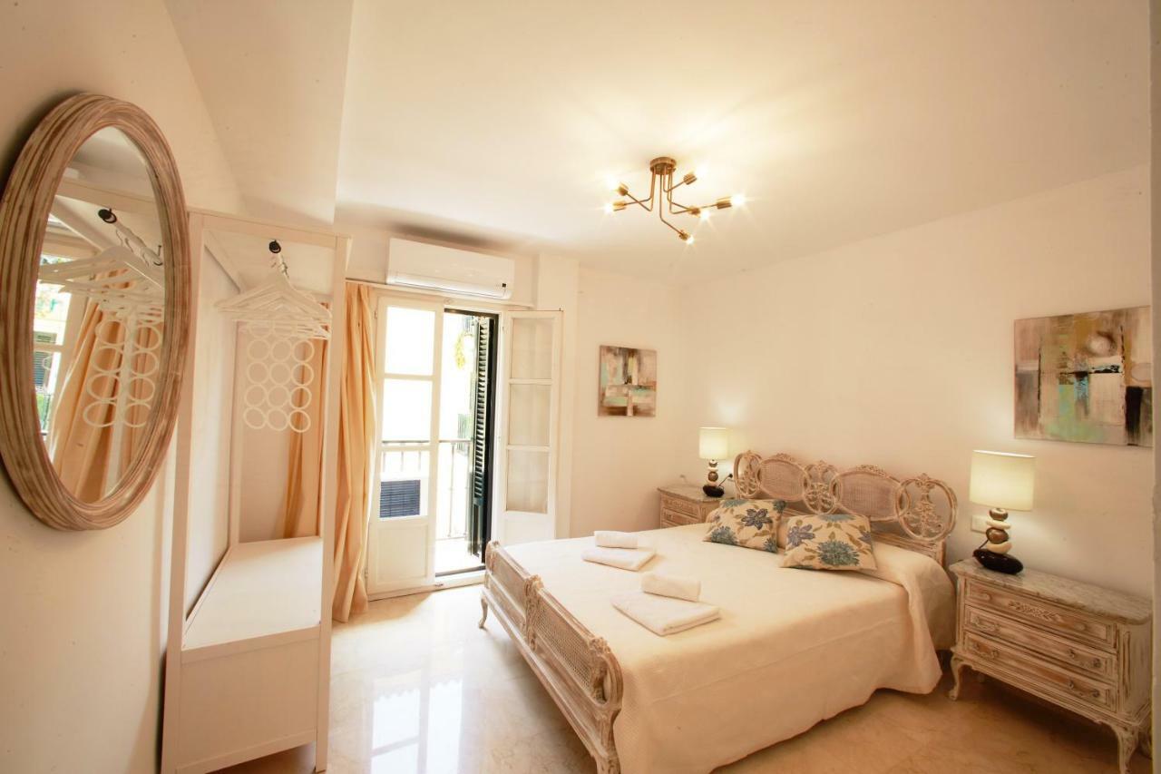 Casa Volare- Estilo Y Relax En Pleno Casco Antiguo Apartman Málaga Kültér fotó